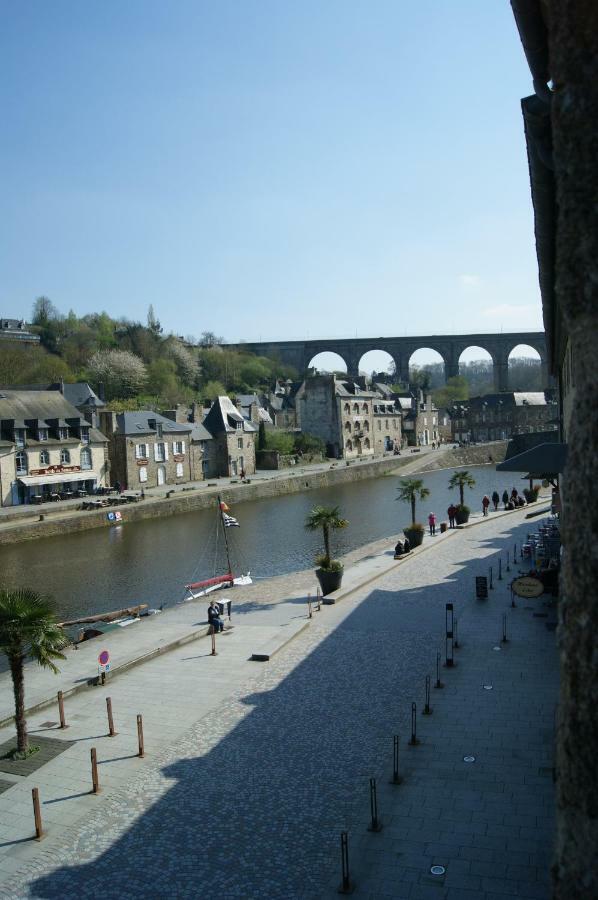 Le 1777 Apartment Dinan Exterior photo